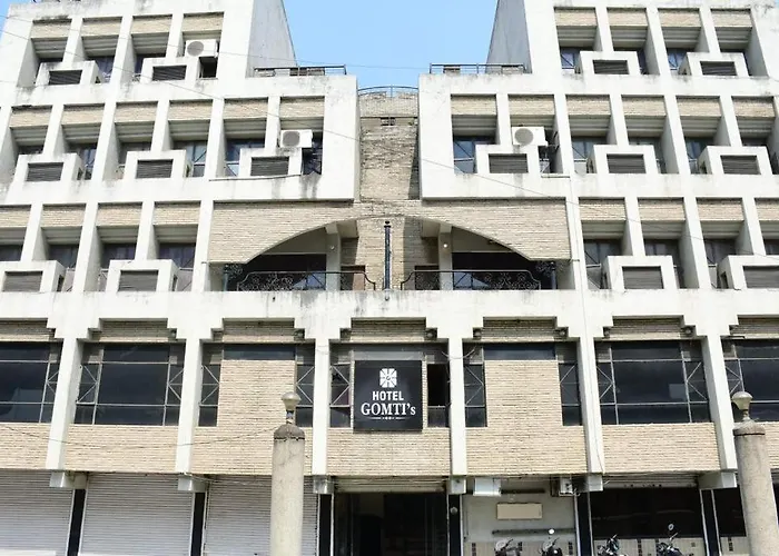 Hotel Gomti