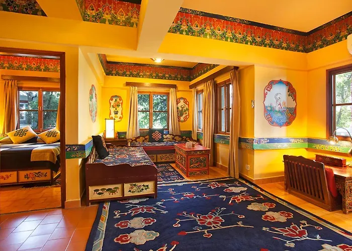 Chonor House