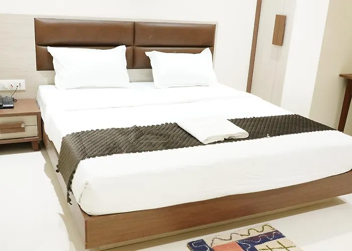 Mangalamurthy Hotels