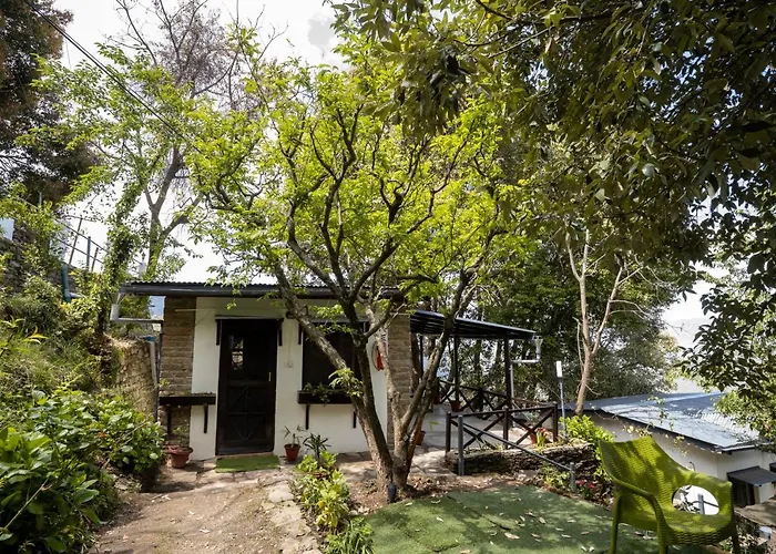 Avenida Snowcap Retreat