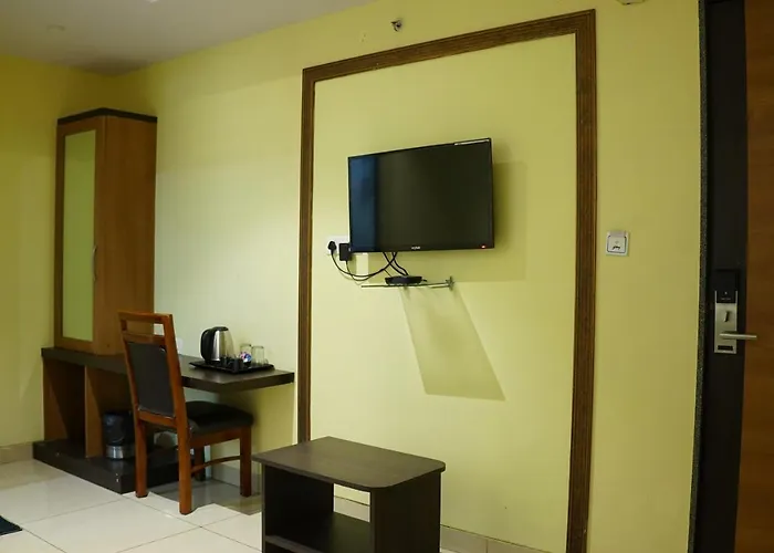 Sri Brundavan Grand Inn