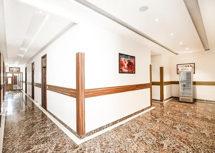Hotel Woodcrest Zirakpur Chandigarh- Best Family Hotel - Luxurious Rooms - Unit Of Sidham Group