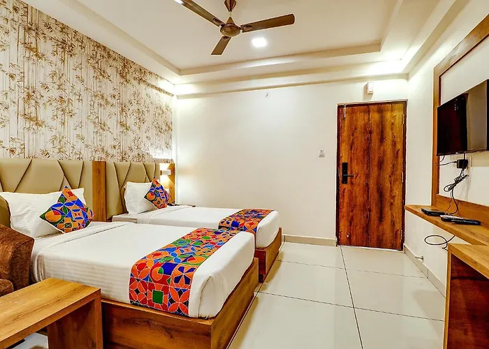 Fabhotel Rotano Grand