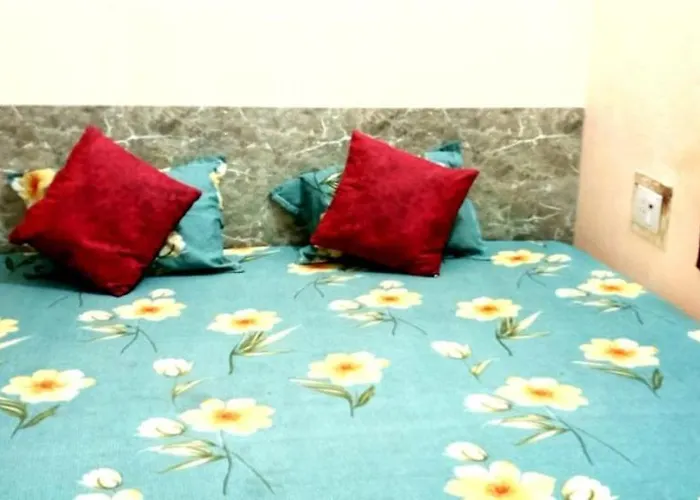 Hotel Swastik "Free Pick Up From Station & Airport"