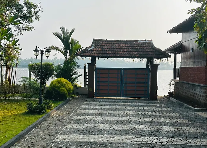 Cherai Lake Resort