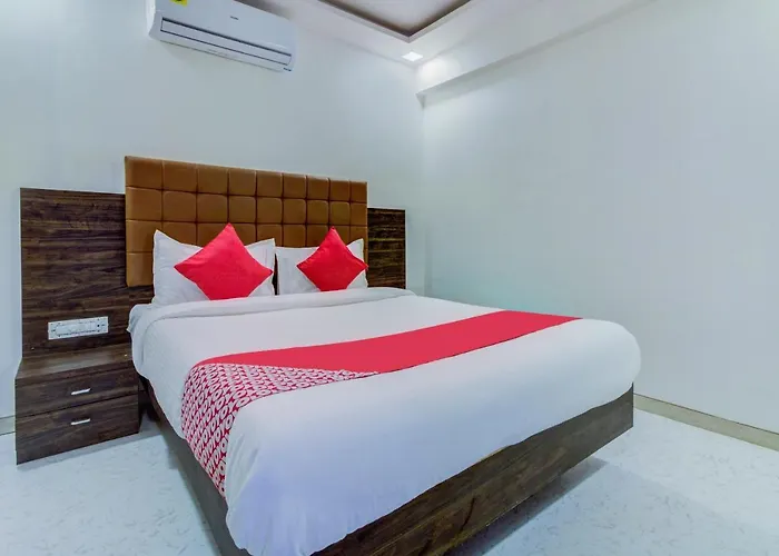 Hotel Golden Palace Lodging And Boarding