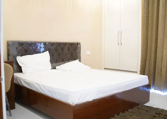 Harmony Haven - Luxurious 3 Bhk Haven For All