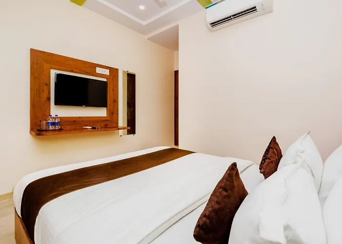 Hotel Raheja Residency Mumbai