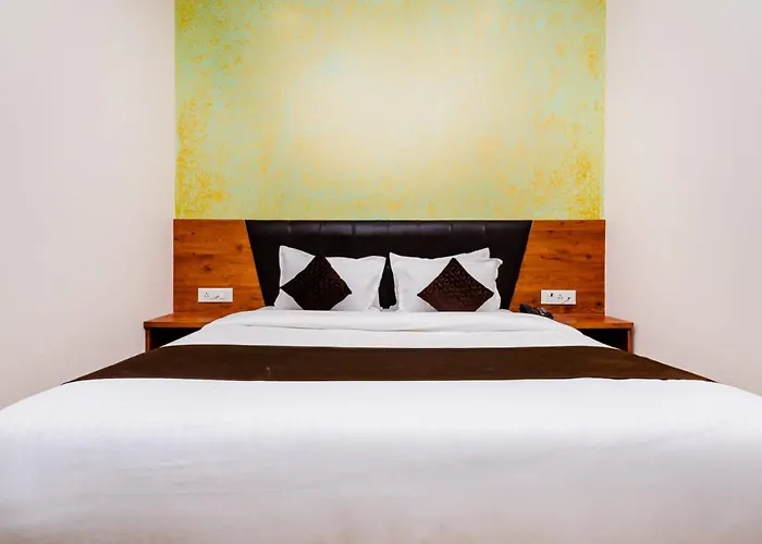 Hotel Raheja Residency Mumbai