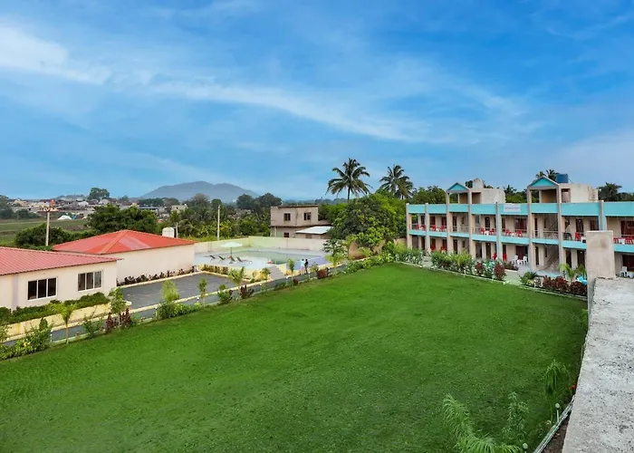 Aaranya Gir Resort