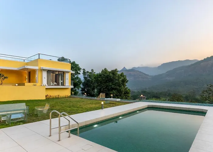 Saffronstays Zokaa - 3Br European-Style Villa With Pool, Den & Open-Sky Shower Near Imagicaa & Pali