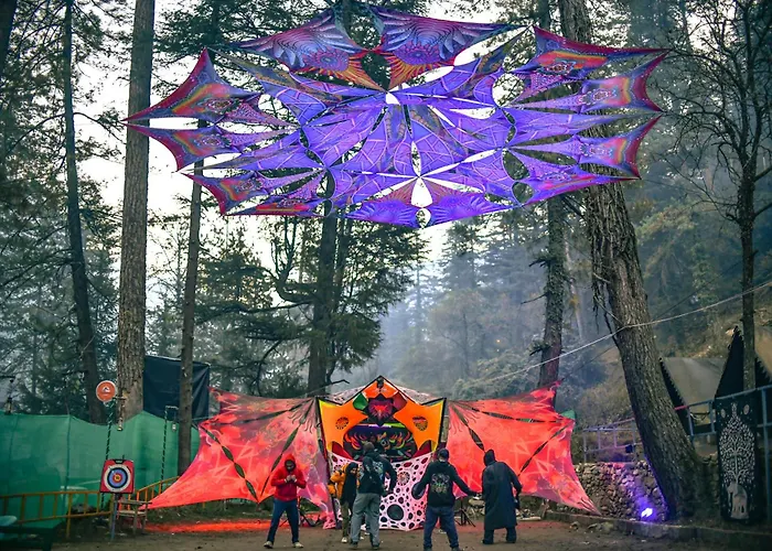 Himtrek Riverside Camps, Kasol