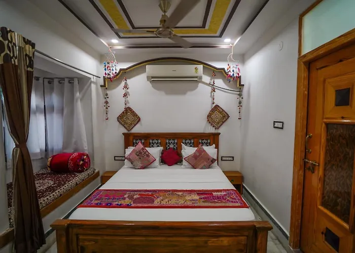 The Wanderlust Guest House & Safari