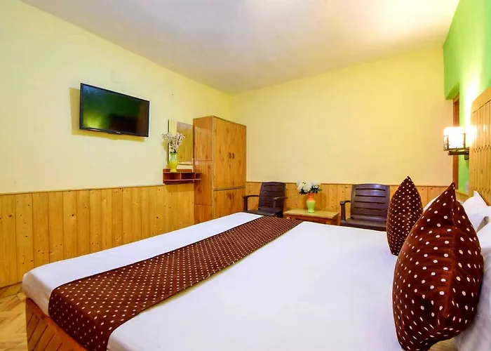 Oyo Flagship 82405 Cochin Villa