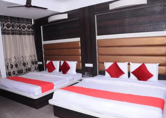 Hotel Lords Paradise