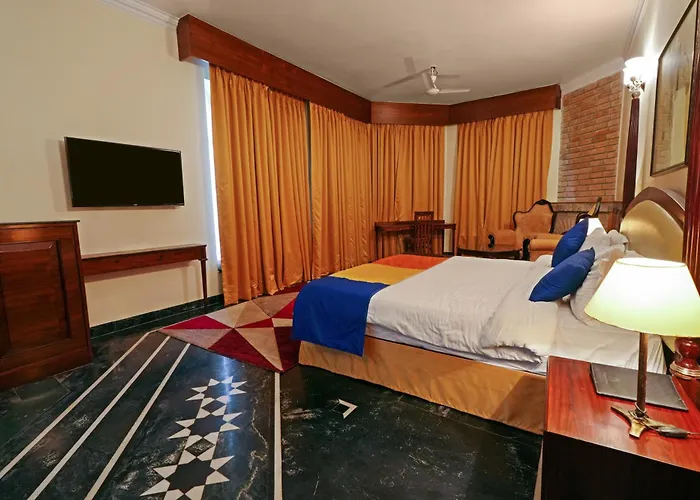 Welcomheritage Taragarh Palace