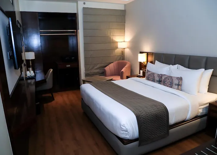 Peninsula The Boutique Hotel Panchkula