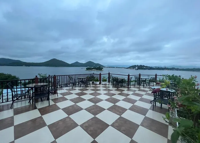 Inder Prakash - Best Lake View Hotel In Udaipur