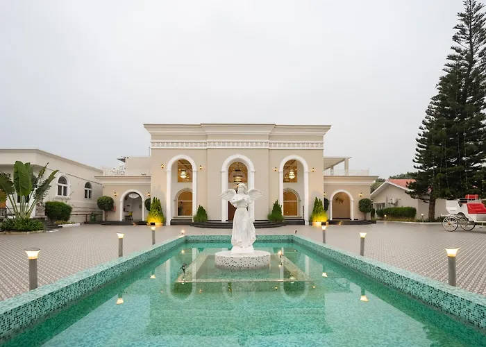 Csr Landmark Resorts