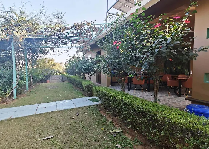 Girisadan Organic Retreat & Experiences