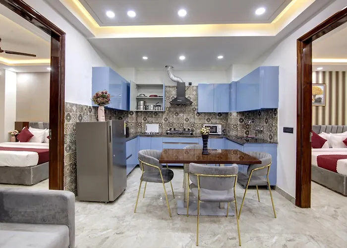 Limewood Stay - Millennium Huda City Center