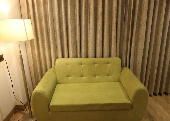 Hotel Le Seasons Park
