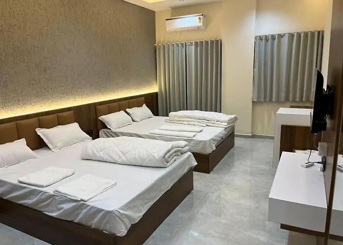 Hotel The Grand Khodiyar