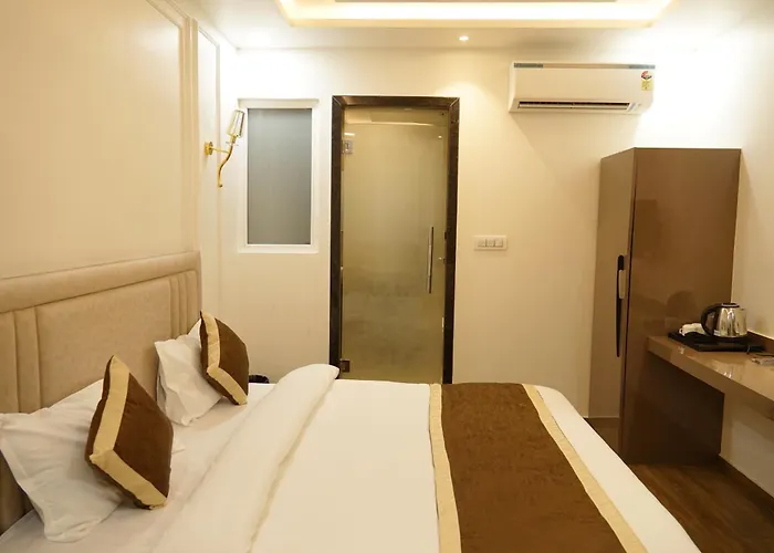 Hotel Kartar Grand Kanpur