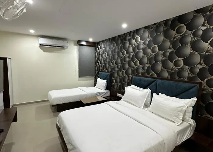 Hotel Golden View