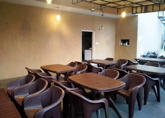 Hotel Holy City