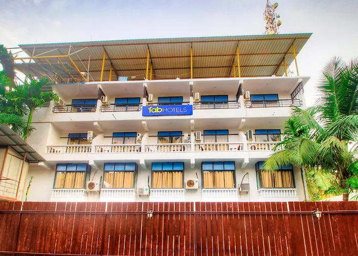 Fabhotel Pleasure Inn