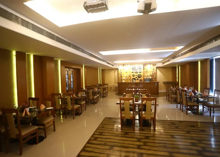 Hotel Kanha'S Palm Springs