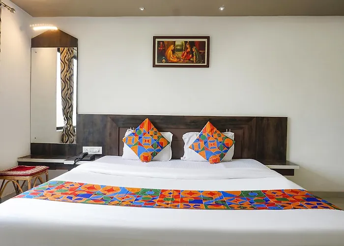 Fabhotel Prime Meera Vatika - Nr Veena Lake