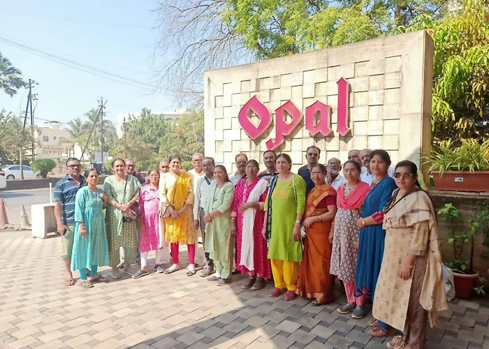 Hotel Opal