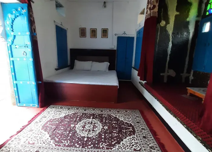 Madan Mohan Villas