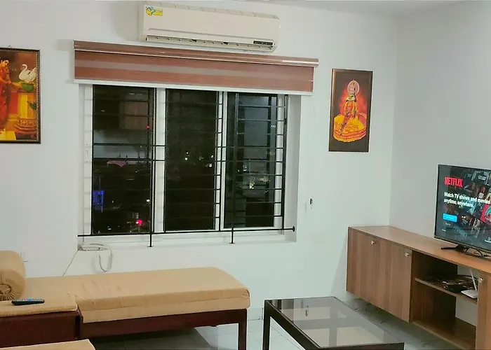 Luxurious Apartment With A Pool And Gym Near Trivandrum Railway Station