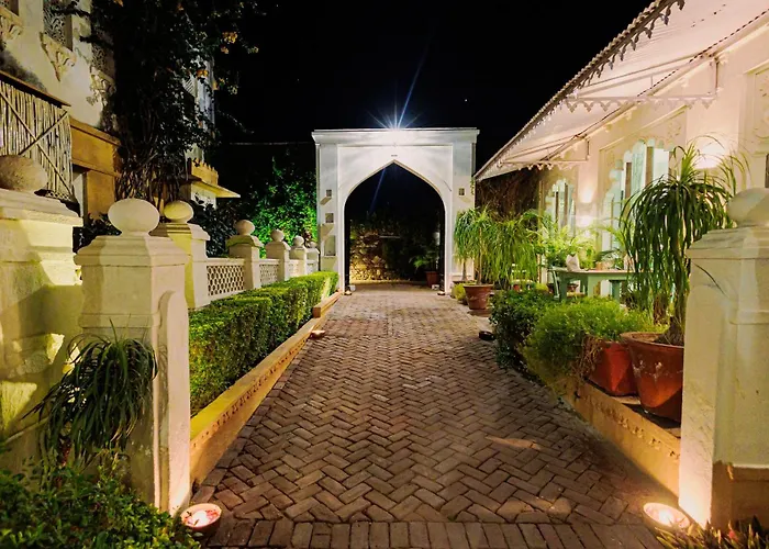 The Rawla Narlai - A Luxury Heritage Stay In Leopard Country