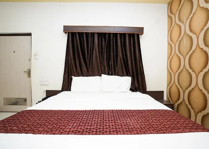 Hotel Opera Inn Near Central Bus Stand