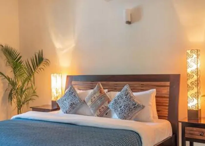 Nerul Riverside 4Bhk Pvt Pool Villa