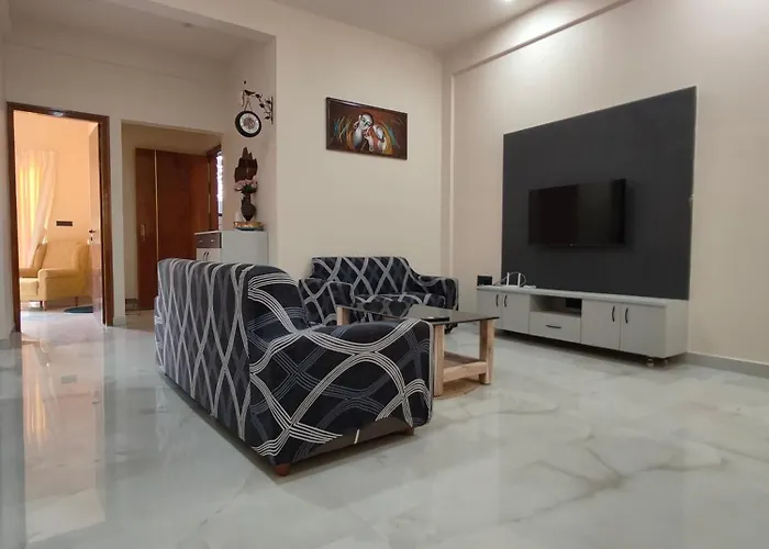 Cozy 2Bhk Apartment In Vijayanagar Near Attiguppe Metro