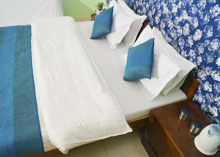 Hotel HRS - New Delhi Railway Station