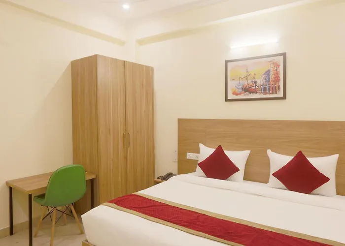 Hotel Lemon Suites & Banquet By Aura