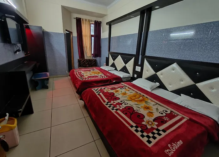 Aashirwad Hotel