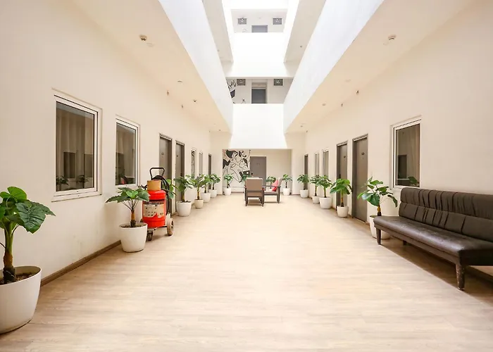 Fabhotel Vivek
