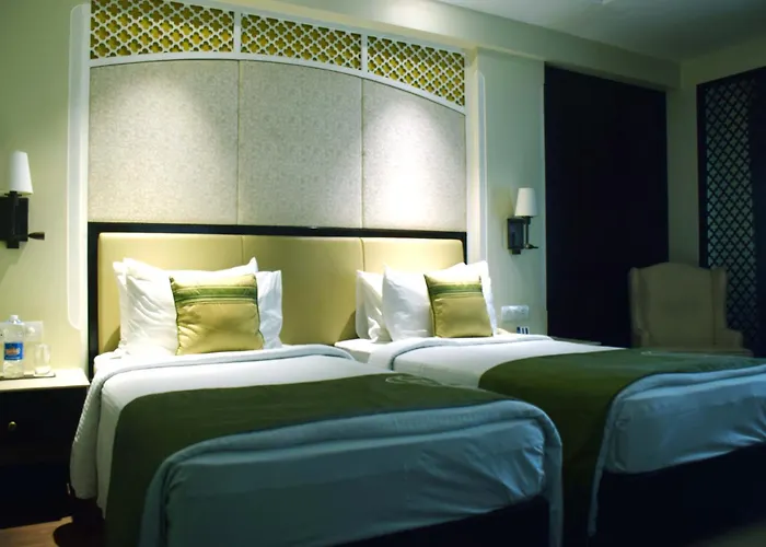 La Place Sarovar Portico