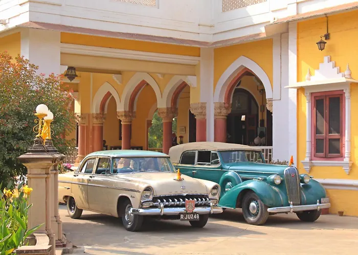 Bhanwar Vilas Palace