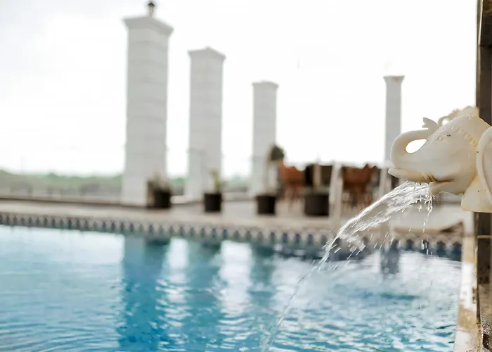 Revaas Lake View Boutique Stay