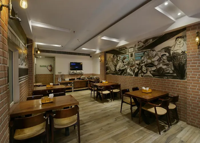 The Yuvraj By Liviq Hotel New Delhi