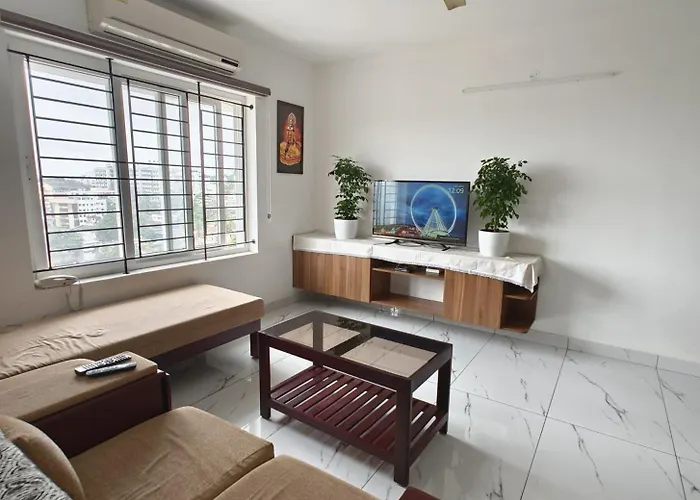 Luxurious Apartment With A Pool And Gym Near Trivandrum Railway Station