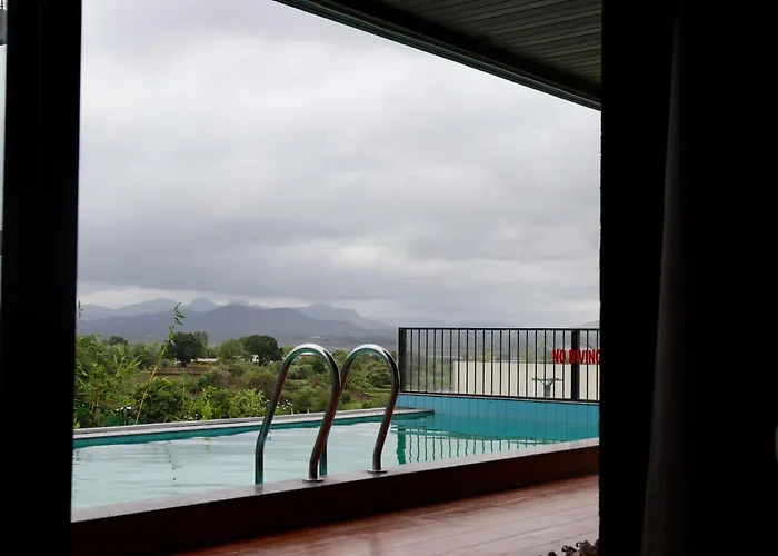 Dolce Villa Igatpuri